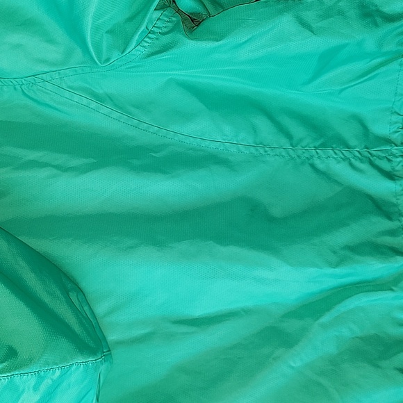 Style & Co Sport Light Raincoat - Picture 3 of 3